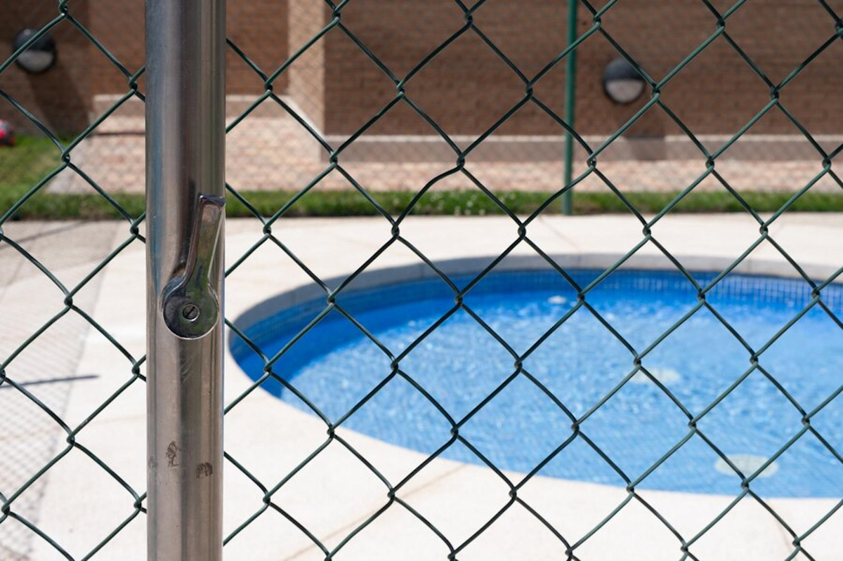 normes sécurité piscine