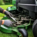 découvrez les solutions efficaces pour résoudre le problème d'enclenchement de la lame de votre tracteur tondeuse john deere et retrouvez une coupe parfaite en toute simplicité.