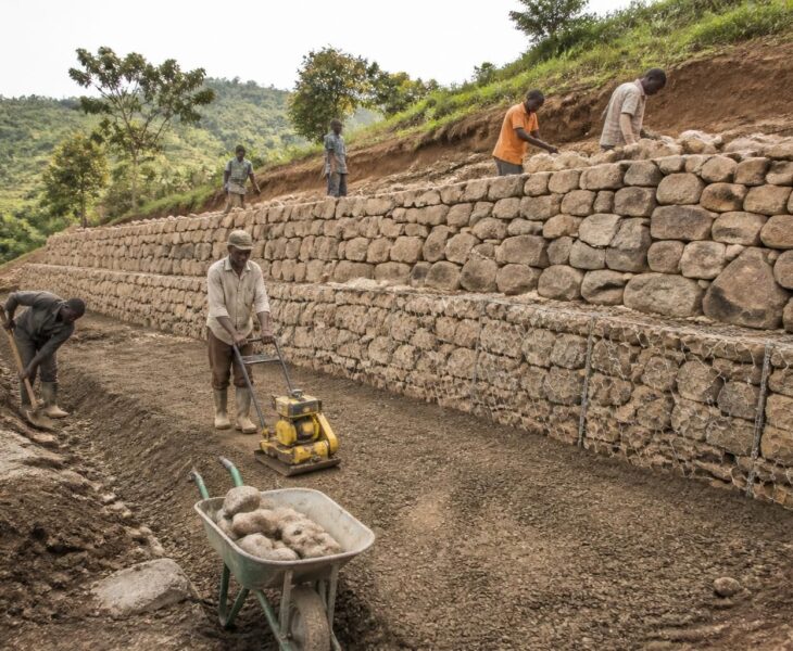 découvrez comment construire une retenue de terre économique tout en garantissant une qualité durable et sécurisée grâce à nos conseils pratiques et méthodes efficaces.